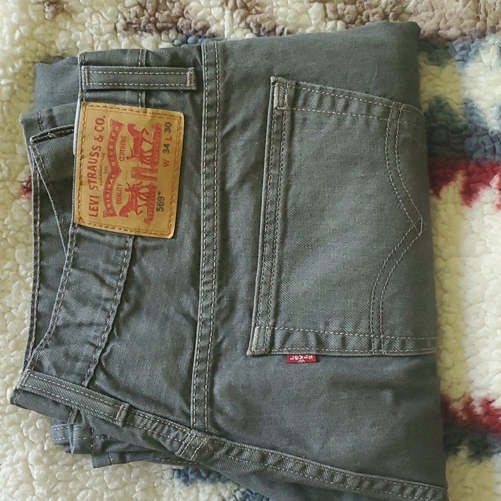 569 Levi's